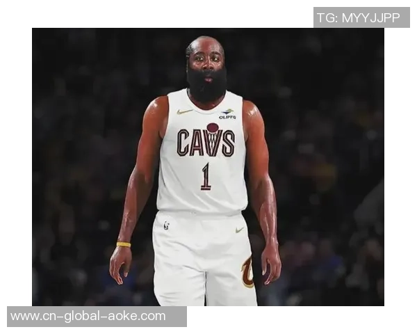 38分+32分!从候补打成大当家,本是哈登绝配!这笔买卖亏大发了 38分+32分!从候补打成大当家,本是哈登绝配!这笔买卖亏大发了